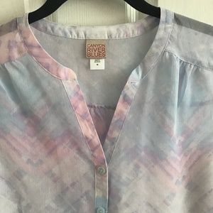 Canyon River Blues summer top